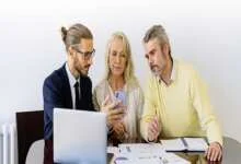 When to consult an attorney or lawyer for a car accident